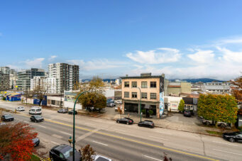 #417 - 256 E. 2nd Avenue